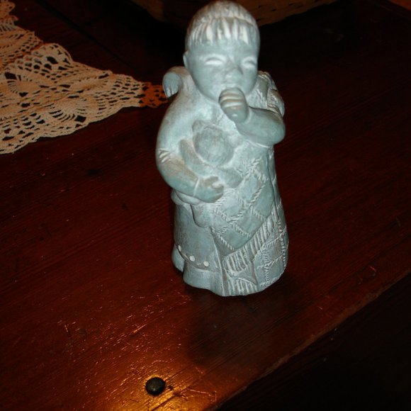 Isabel Bloom Angel - Angel Sucking on Thumb Holding Bear - Decorative Angel 1998 - Picture 5 of 6